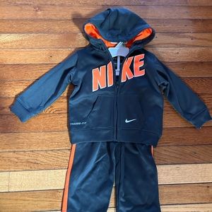 Nike therma-fit 2pc set